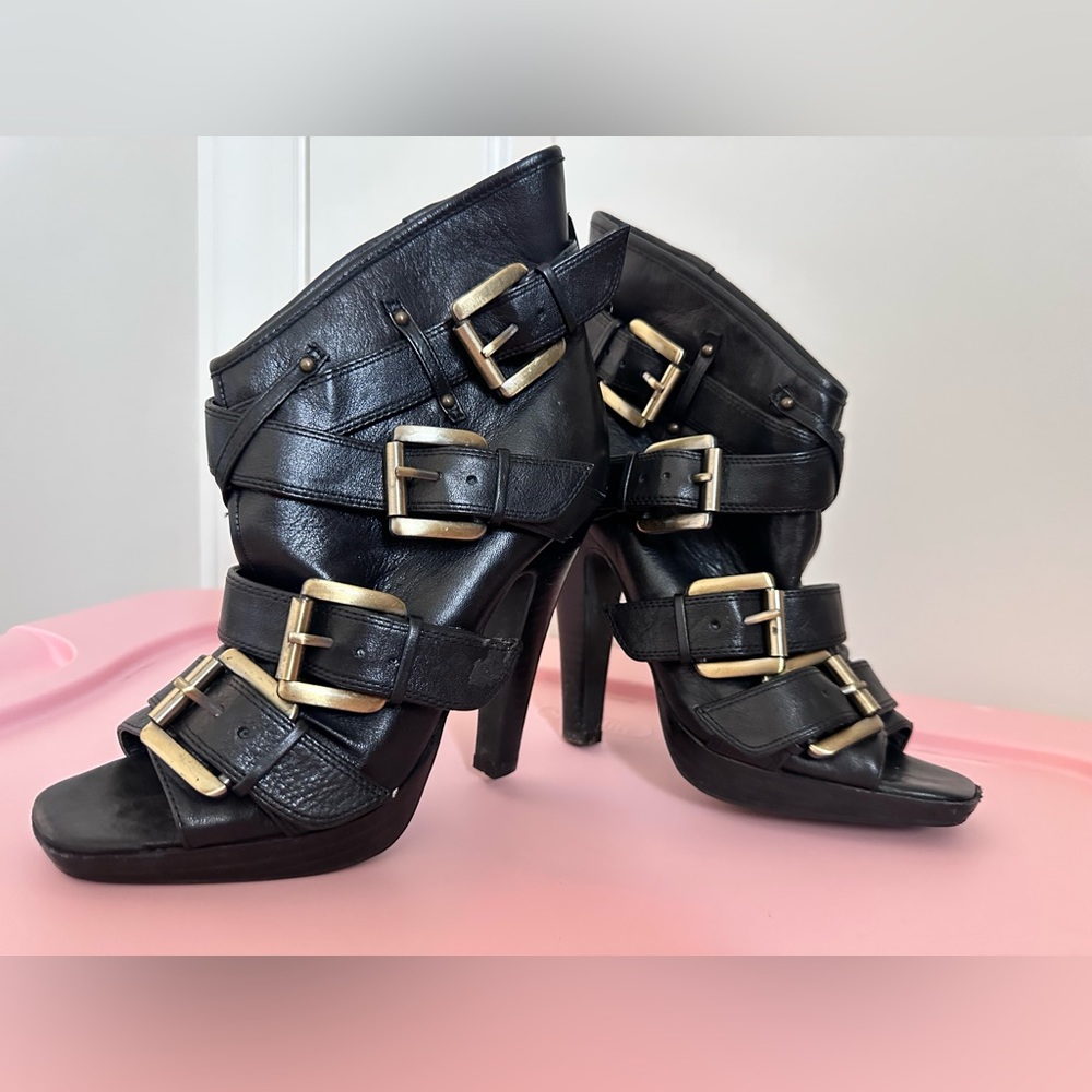 Aldo - Don’t mess with me in these heels